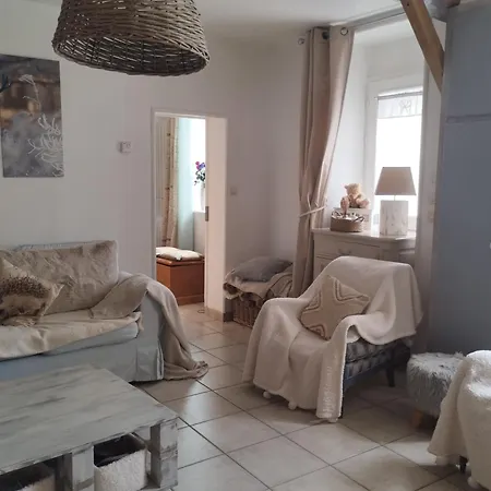 Maison Avec Vu Sur Le Chateau